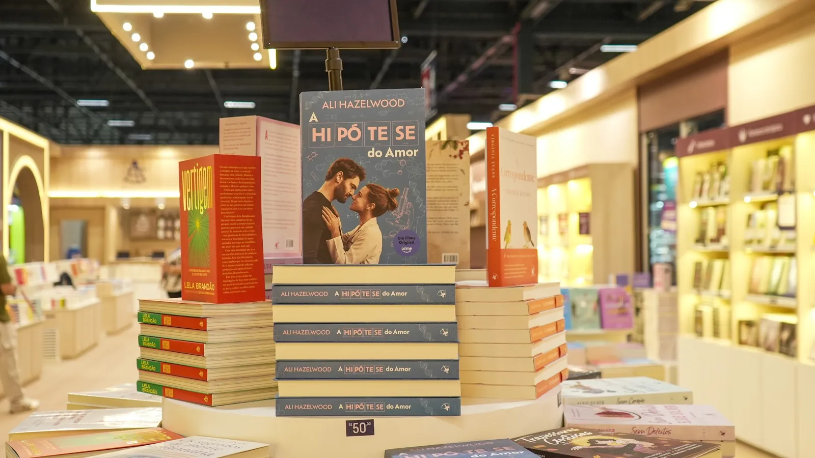 Livros de A Hipótese do Amor no estande